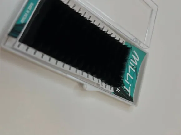 Черные ресницы Millit Fix Price C 0.07 11мм 16 линий